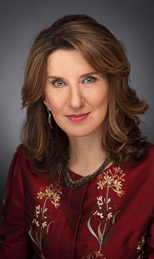 Katalin Gothard in a studio